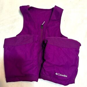 Toddler girl adjustable snow pants. Great condition.